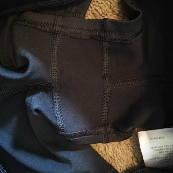 Reebok spandex shorts - Picture 3 of 3